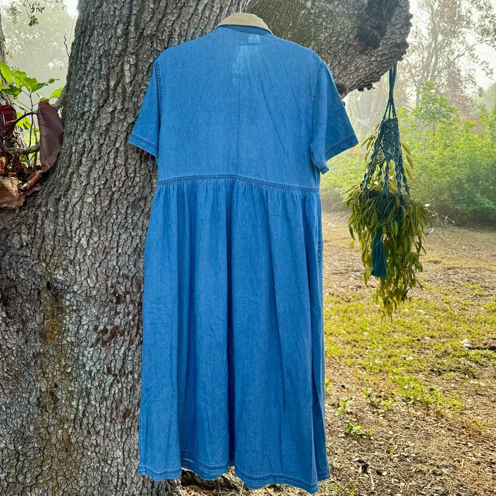 Vtg.Blue Chambray denim maxi dress with corduroy collar and 2 pockets by Adonna - Picture 2 of 13